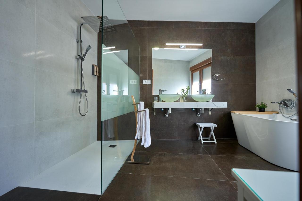 Duplex Casa De Las Argollas Grand Suite Parking Gratis بلاسينثيا المظهر الخارجي الصورة