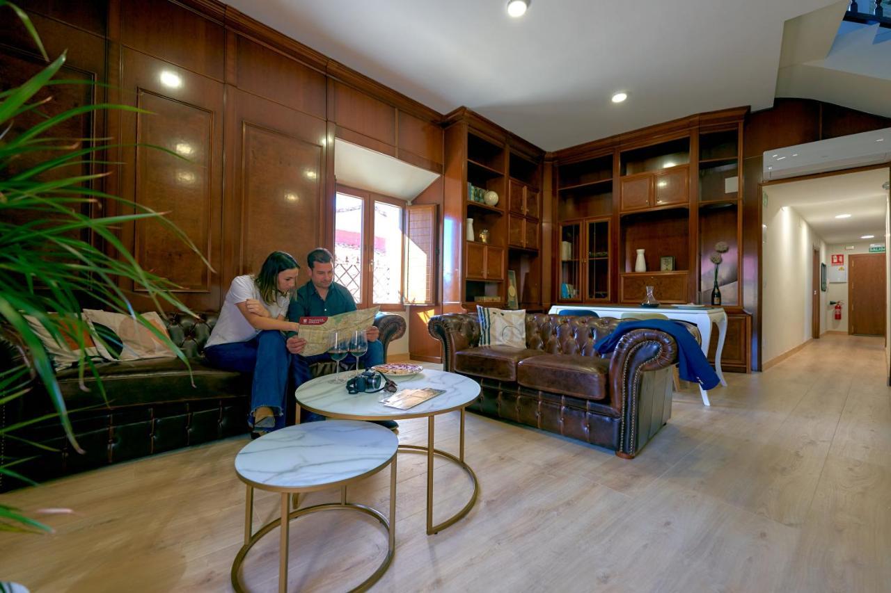 Duplex Casa De Las Argollas Grand Suite Parking Gratis بلاسينثيا المظهر الخارجي الصورة